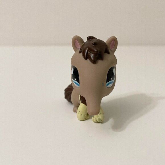 Littlest Pet Shop Anteater 1518 LPS Figure Toy - Picture 2 of 14